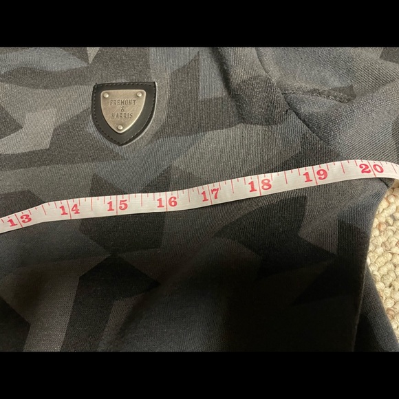 Fremont & Harris sweater $20‼️PRICE DROP‼️ - Picture 10 of 10